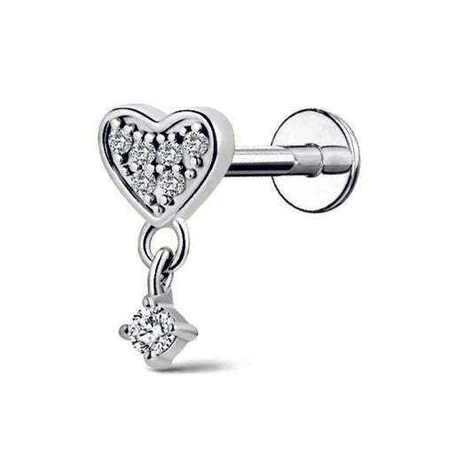 Piercing con cuore e pendente